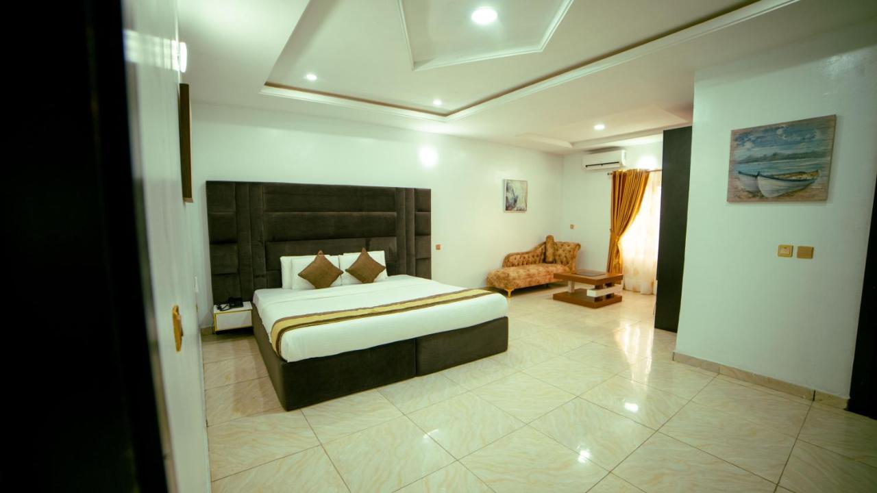 247 Luxury Hotel & Apartment Ajah Lekki Εξωτερικό φωτογραφία